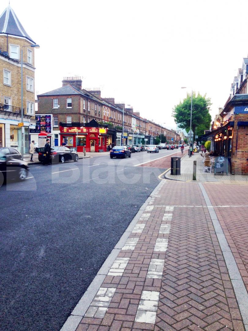 			LET, Studio Apartment, 1 bath, 1 reception Studio			 Queenstown Road, Battersea